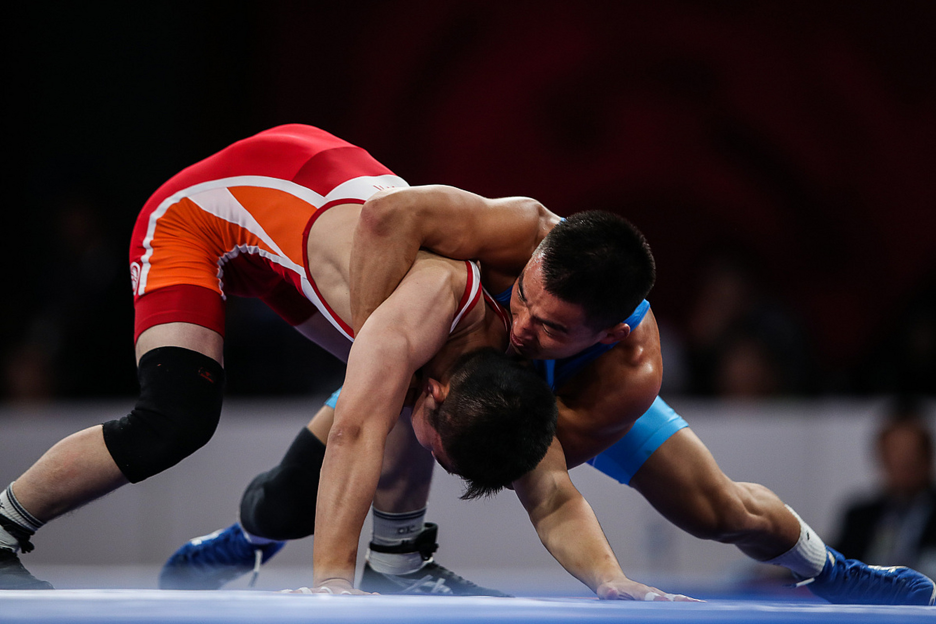 一步调整策 一步调整策